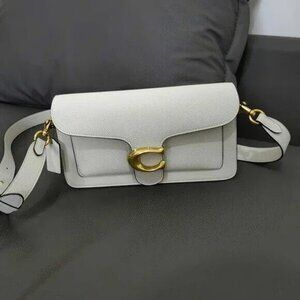 Coach 26 Tabby shoulder bag white